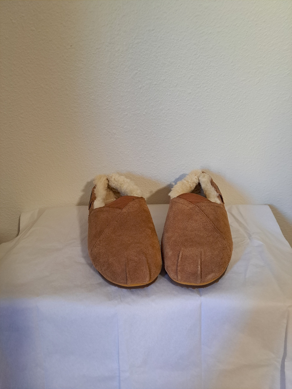 Cozy Women's Suede Slipper - Chestnut Brown with Faux Shearling